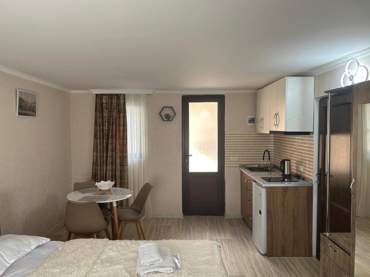 Oldtown Apartments Мцхета Екстер'єр фото